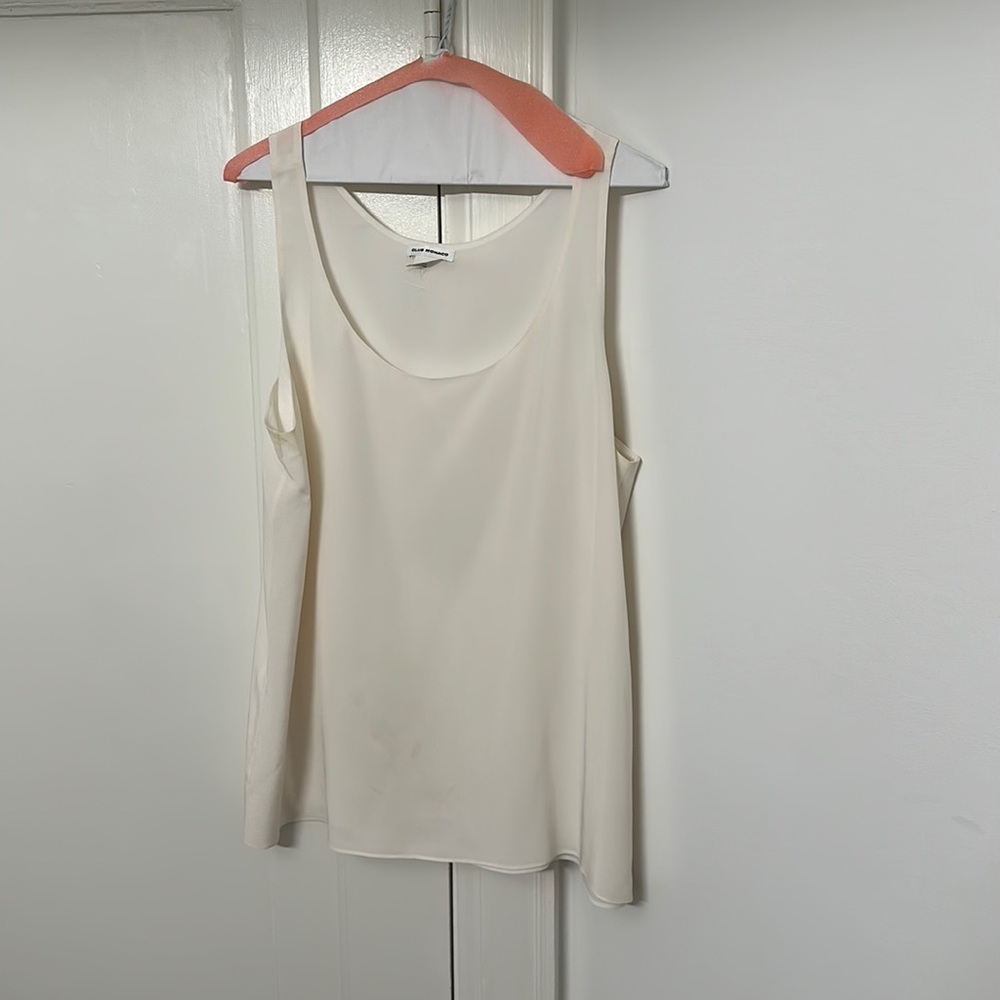 Club Monaco size L. Sleeveless blouse.